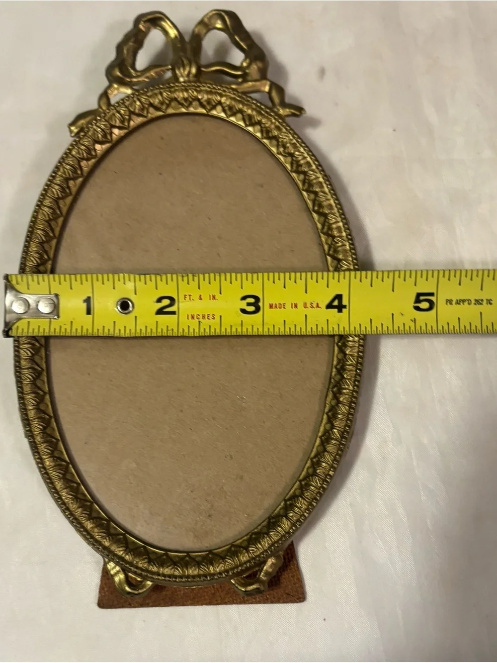 Vintage Italian Ornate Oval Metal Picture Frame in Gold - Classic Home Accent